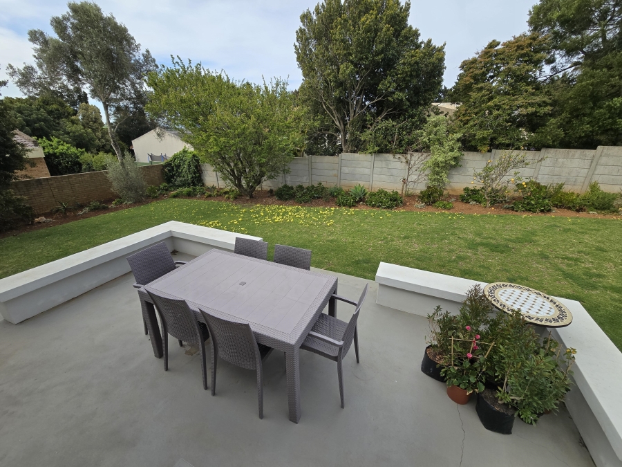 To Let 3 Bedroom Property for Rent in Protea Valley Western Cape